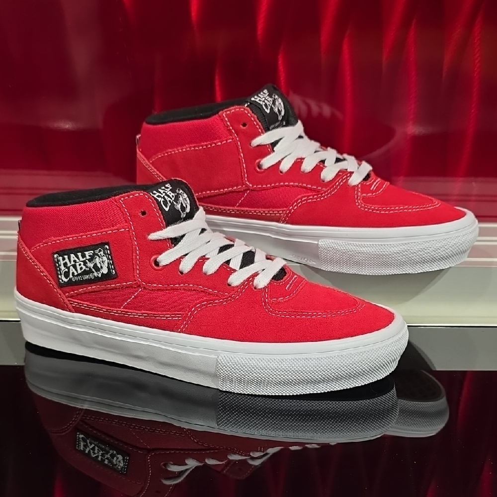 Vans Skate Half Cab Red White Men’s 7.0 Women’s 8.5 Brand New With Box